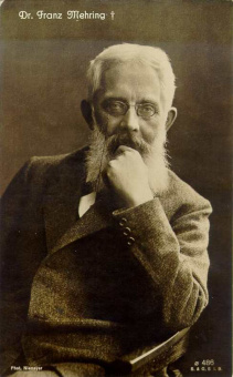 Книга «Карл Маркс. История жизни» - автор Меринг Франц, твердый переплёт, кол-во страниц - 607, издательство «Центрполиграф»,  серия «Всемирная история», ISBN 978-5-227-10145-7 , 2022 год