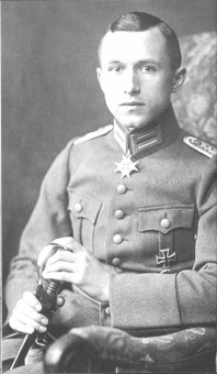 Книга «Рискующее сердце» - автор Юнгер Эрнст , твердый переплёт, кол-во страниц - 328, издательство «Владимир Даль»,  ISBN  978-5-93615-089-0 , 2010 год