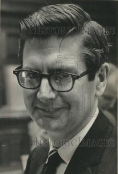 Книга «Вторая война за независимость США. Соединенные Штаты против Британской империи: сражения на суше и на море » - автор Хорсман Реджинальд, твердый переплёт, кол-во страниц - 287, издательство «Центрполиграф»,  серия «Всемирная история», ISBN 978-5-9524-5833-8 , 2023 год