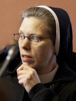 Книга «От имяславия к эстетике. Концепция символа Алексея Лосева. Историко-философское исследование» - автор Оболевич Тереза, твердый переплёт, кол-во страниц - 443, издательство «ББИ»,  серия «Философия и богословие», ISBN 978-5-89647-320-6 , 2014 год