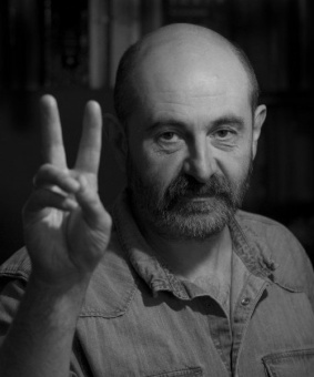 Книга «Психоанализ характера. Деконструкция принципов терапии творческим самовыражением» - автор Руднев Вадим Петрович, твердый переплёт, кол-во страниц - 240, издательство «Альма-Матер»,  серия «Методы психологии», ISBN 978-5-904994-47-1 , 2024 год