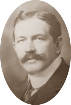 Книга «Алексей I Комнин. История правления (1081-1118 гг.)» - автор Шаландон Фердинанд, твердый переплёт, кол-во страниц - 432, издательство «Евразия»,  ISBN 978-5-8071-0354-3 , 2017 год