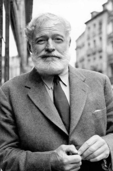 Книга «Победитель не получает ничего» - автор Хемингуэй Эрнест, твердый переплёт, кол-во страниц - 576, издательство «АСТ»,  серия «Библиотека классики», ISBN 978-5-17-145216-2, 2021 год