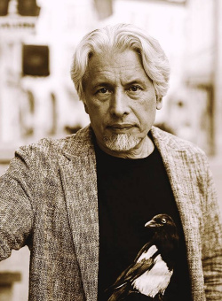 Книга «Пир» - автор Сорокин Владимир Георгиевич, твердый переплёт, кол-во страниц - 512, издательство «Corpus»,  серия «Весь Сорокин», ISBN 978-5-17-127288-3 , 2020 год