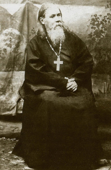 Книга «Записки игумена Феодосия» - автор Феодосий (Попов) игумен, твердый переплёт, кол-во страниц - 360, издательство «Оптина пустынь»,  ISBN  978-5-86594-232-0 , 2017 год