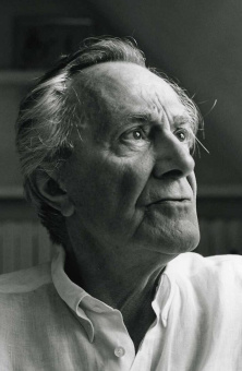 Книга «Состояние постмодерна» - автор Лиотар Жан-Франсуа, твердый переплёт, кол-во страниц - 160, издательство «Алетейя»,  серия «Gallicinium», ISBN 978-5-91419-864-7, 2016 год