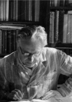 Книга «Киммерийцы и скифы. От появления на исторической арене до конца IV века до н. э» - автор Артамонов Михаил Илларионович, твердый переплёт, кол-во страниц - 208, издательство «Ломоносов»,  серия «История. География. Этнография», ISBN 978-5-91678-245-5, 2022 год