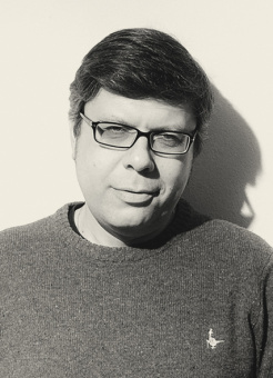 Книга «Призраки усталого капитализма (эссе последних лет о политике, искусстве и прочем)» - автор Кобрин Кирилл Рафаилович, мягкий переплёт, кол-во страниц - 200, издательство «Кабинетный ученый»,  ISBN 978-5-7584-0557-4 , 2020 год