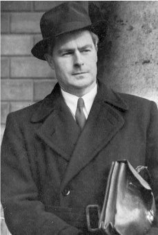 Книга «Архетип Одиссея. Исследование адаптивности традиционного героя» - автор Стэнфорд Уильям Беделл , твердый переплёт, кол-во страниц - 380, издательство «Касталия»,  ISBN 978-5-521-23717-3, 2023 год