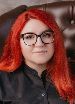 Книга «Эмоциональное насилие. Каким бывает и как защититься» - автор Литвинова Юлия Александровна, твердый переплёт, кол-во страниц - 224, издательство «Питер»,  ISBN 978-5-4461-4208-8, 2025 год