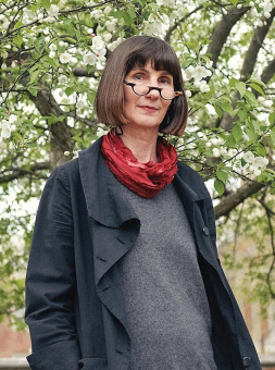 Книга «Боги и смертные. Современное прочтение мифов Древней Греции» - автор Айлс-Джонстон Сара, твердый переплёт, кол-во страниц - 560, издательство «Альпина Паблишер»,  ISBN 978-5-00223-065-5, 2025 год