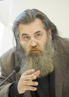 Книга «Империя и христианство. Римский мир на рубеже III–IV веков. Последние гонения на христиан и Миланский эдикт» - автор Соколов Юрий Алексеевич , мягкий переплёт, кол-во страниц - 136, издательство «СПбДА»,  серия «Академия для всех», ISBN 978-5-906627-10-0, 2014 год