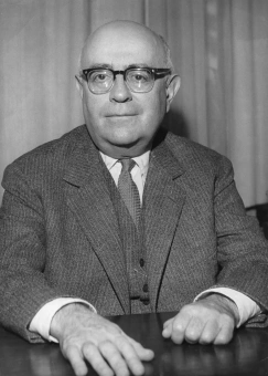 Книга «Культурная индустрия. Просвещение как способ обмана масс» - автор Хоркхаймер Макс, Адорно Теодор , мягкий переплёт, кол-во страниц - 96, издательство «Ad Marginem»,  ISBN 978-5-91103-820-5, 2024 год