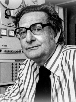 Книга «Панические атаки. О страхах и фобиях» - автор Фрейд Зигмунд, Хорни Карен, Айзенк Ганс Юрген, твердый переплёт, кол-во страниц - 416, издательство «Родина»,  серия «Документальный триллер», ISBN 978-5-00180-929-6 , 2023 год