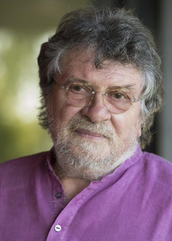 Книга «Гештальт-терапия » - автор Робин Жан-Мари, мягкий переплёт, кол-во страниц - 64, издательство «Институт общегуманитарных исследований»,  ISBN 978-5-88230-208-4, 2013 год