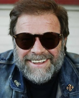 Книга «Упанишады. 7 священных текстов древней Индии. Перевод Бориса Гребенщикова » -  твердый переплёт, кол-во страниц - 160, издательство «АСТ»,  серия «Мудрая книга», ISBN 978-5-17-164911-1, 2025 год