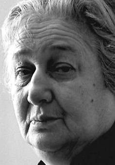 Книга ««В то время я гостила на земле...»» - автор Ахматова Анна Андреевна, твердый переплёт, кол-во страниц - 416, издательство «Азбука»,  серия «Азбука-поэзия», ISBN 978-5-389-27610-9, 2026 год