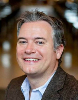 Книга «Британская разведка во времена холодной войны. Секретные операции МИ-5 и МИ-6» - автор Уолтон Колдер, твердый переплёт, кол-во страниц - 543, издательство «Центрполиграф»,  серия «Всемирная история», ISBN 978-5-227-06483-7 , 2016 год