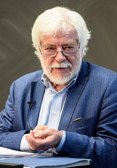 Книга «Комплекс Лилит. Темная сторона материнства» - автор Маац Ханс-Йоахим, твердый переплёт, кол-во страниц - 196, издательство «Когито-Центр»,  ISBN 978-5-89353-507-5 , 2017 год