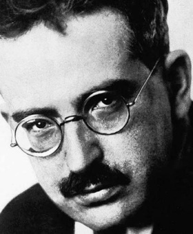 Книга «Брехт» - автор Walter Benjamin (Вальтер Беньямин), мягкий переплёт, кол-во страниц - 176, издательство «Ad Marginem»,  ISBN 978-5-91103-884-7, 2025 год