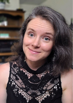 Книга «Архитектура сюжета. Как создать запоминающуюся историю» - автор Уэйланд Кэти Мари (К.М.) , мягкий переплёт, кол-во страниц - 320, издательство «Альпина Паблишер»,  серия «Сценарное и писательское мастерство», ISBN 978-5-00223-015-0, 2025 год