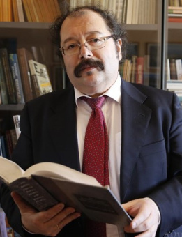 Книга «Очерки по философии Спинозы (Essays on the Philosophy of Spinoza)» - автор Тантлевский Игорь Романович, твердый переплёт, кол-во страниц - 200, издательство «	РХГА»,  ISBN 978-5-88812-899-2, 2018 год