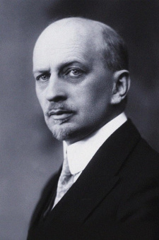 Книга «Аксиомы религиозного опыта» - автор Ильин Иван Александрович, твердый переплёт, кол-во страниц - 639, издательство «Академический проект»,  серия «Философские технологии», ISBN 978-5-902833-67-3 , 2022 год