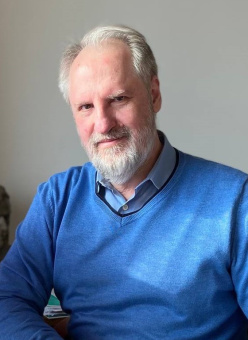 Книга «Антропология героического эпоса. «Крик, разрывающий дно Вселенной»» - автор Функ Дмитрий Анатольевич, твердый переплёт, кол-во страниц - 566, издательство «Альма-Матер»,  серия «Методы антропологии», ISBN 978-5-902768-11-1, 2025 год