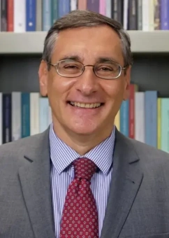 Книга «Война в эллинистическом мире. Социальная и культурная история» - автор Ханиотис Ангелос , твердый переплёт, кол-во страниц - 432, издательство «Нестор-История»,  серия «Historia Militaris», ISBN 978-5-90598-794-6 , 2013 год