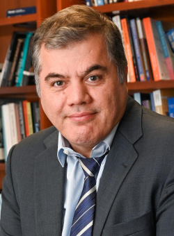 Книга «Гвардия аятоллы: история Корпуса Стражей Исламской Революции» - автор Голкар Саид , твердый переплёт, кол-во страниц - 240, издательство «Родина»,  серия «Весь мир», ISBN 978-5-00222-255-1, 2024 год