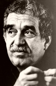 Книга «Полковнику никто не пишет. Шалая листва. Рассказ человека, оказавшегося за бортом корабля» - автор Гарсиа Маркес Габриэль, твердый переплёт, кол-во страниц - 320, издательство «АСТ»,  серия «Габриэль Гарсиа Маркес: лучшее», ISBN 978-5-17-121243-8 , 2022 год