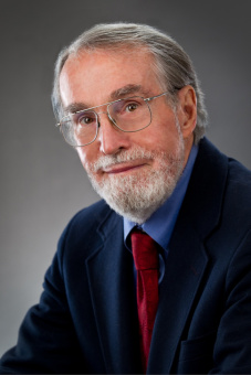 Книга «Шизофрения. Книга в помощь врачам, пациентам и членам их семей» - автор Торри Эдвин Фуллер , твердый переплёт, кол-во страниц - 560, издательство «Питер»,  ISBN 978-5-4461-2238-7, 2024 год