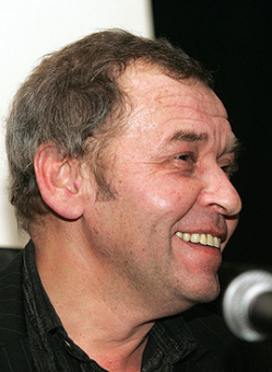 Книга «Павел I» - автор Песков Алексей Михайлович, твердый переплёт, кол-во страниц - 423, издательство «Молодая гвардия»,  серия «Жизнь замечательных людей (ЖЗЛ)», ISBN 978-5-235-03949-0 , 2017 год