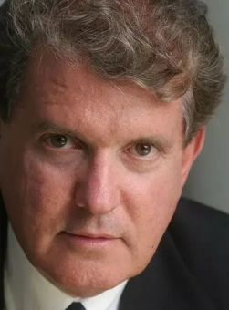 Книга «Свобода от тревоги. Справься с тревогой, пока она не расправилась с тобой» - автор Лихи Роберт, мягкий переплёт, кол-во страниц - 512, издательство «Питер»,  серия « #экопокет», ISBN 978-5-4461-1856-4, 2025 год