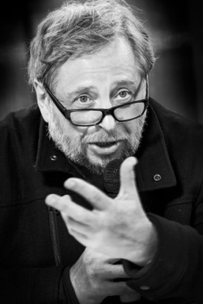 Книга «Возвращение Адама. Миф, или Современность архаики» - автор Ямпольский Михаил Бениаминович, интегральный переплёт, кол-во страниц - 416, издательство «Ивана Лимбаха ИД»,  ISBN 978-5-89059-458-7 , 2022 год