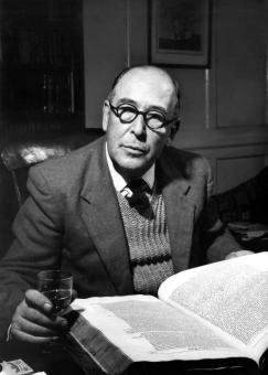 Книга «Расторжение брака» - автор Льюис Клайв Стейплз, мягкий переплёт, кол-во страниц - 128, издательство «АСТ»,  серия «Эксклюзивная классика», ISBN 978-5-17-121712-9, 2024 год